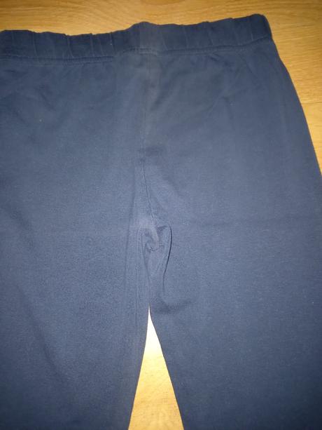 Tmavomodré bavlnené legíny, 146