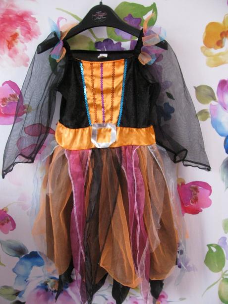 Karneval-šaty halloween dýně apod.,