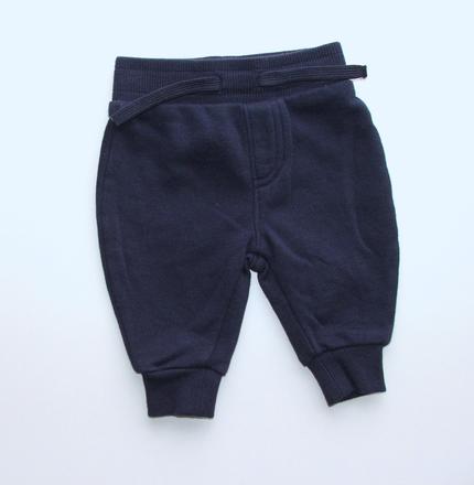 J720 tepláky vně počesané vel. 62, primark,62