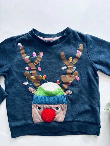 D79/ mikina vánoční - v.4/5 let, 110