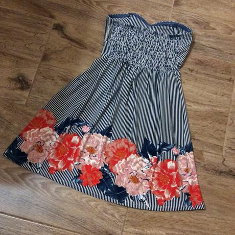 Příjemné jemné letní šaty, xs