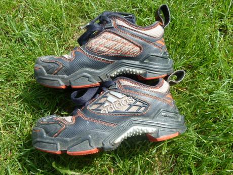 Celoroční trackové boty & tenisky adidas vel. 28, adidas,28