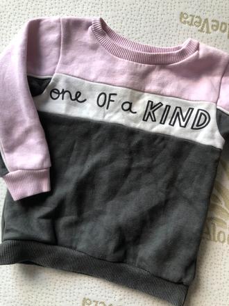 Šedorůžová mikina, 86