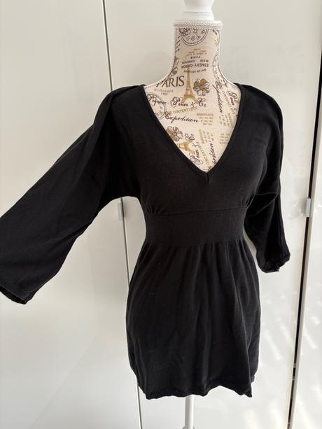 Pletené cerne šaty melrose s širokými rukávy 36, 36