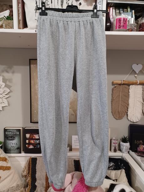 Šedé tepláky shein 158/xs-s, 158