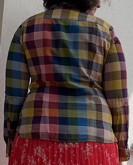 Příjemná košile z velmi měkké bavlny., 44