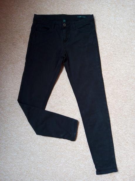 Skinny zn."benetton" vel."29", benetton,28