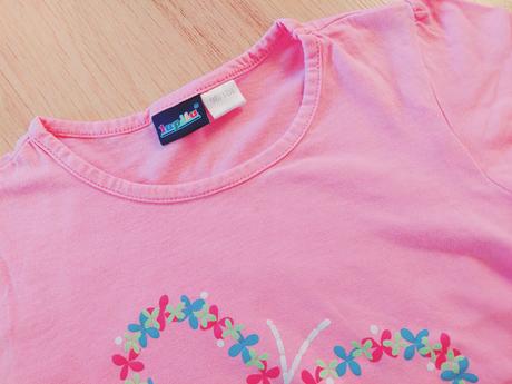 Tričko triko - růžové, kytičky,motýl v. 98-104, lupilu,98