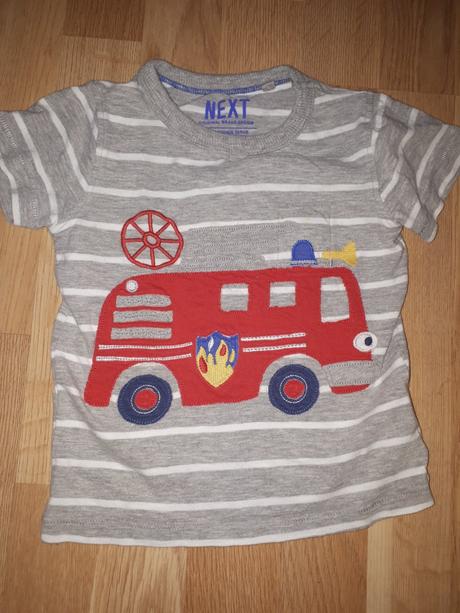 Šedé tričko s autem next 86, next,86