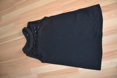 Černý top s kaminky vel. m, m