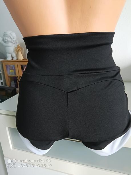 Šortky fitness zn."shein" vel."s", s