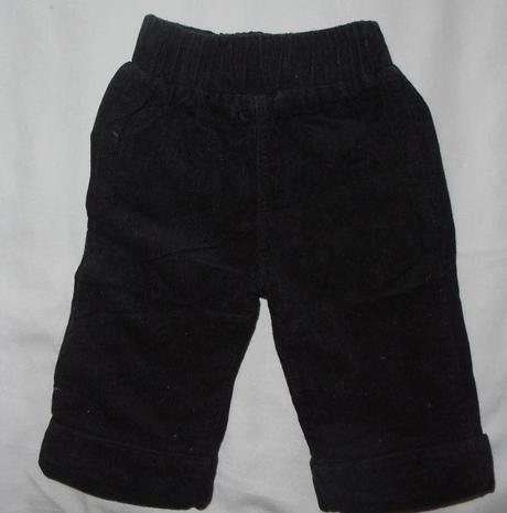 P14. černé podšité manšestráčky 1 měsíc, 56