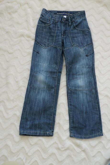 Dziny sepraneho vzhledu, 122