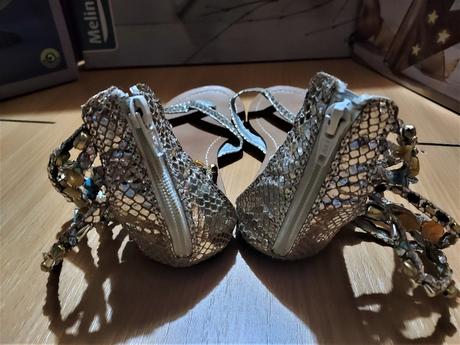 Žabky top stav jako nové, john garfield,36