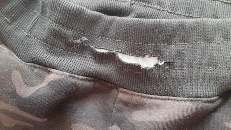 Maskáčové tepláky, m