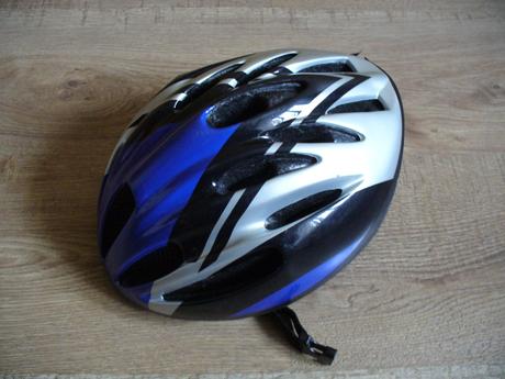 Cyklistická helma vel. 47-53, xs