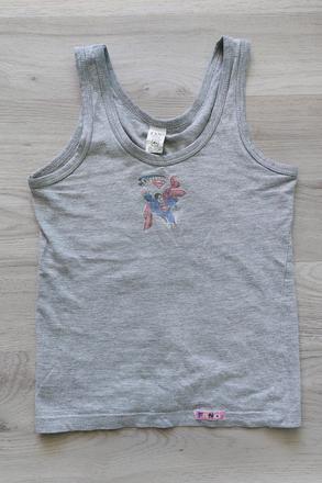 Nátělník se supermanem, 116