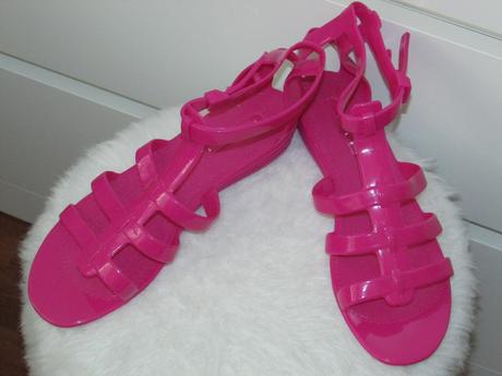 Sandály, 37
