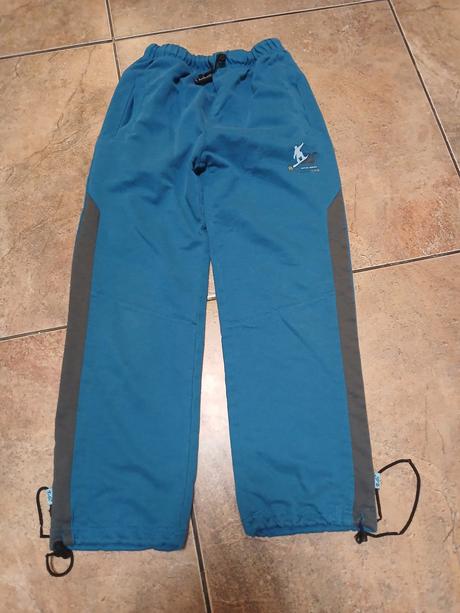 Tepláky kugo, vel. 122,, kugo,122