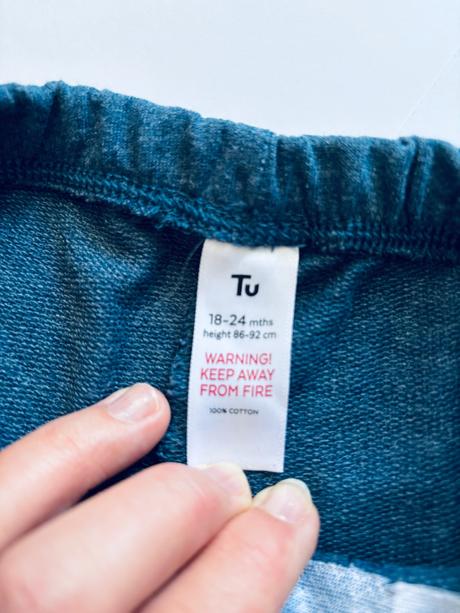 Kraťasy - v.18/24 měs, tu,92