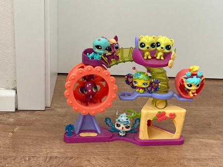 Littlest pet shop - zvířatká, domeček s kolotočem, 