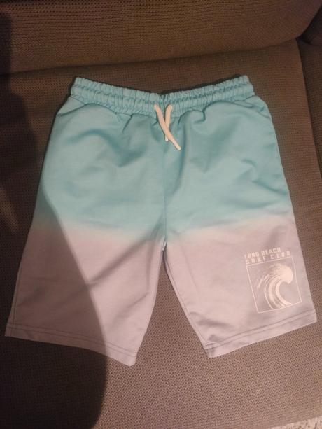 Šortky, primark,146