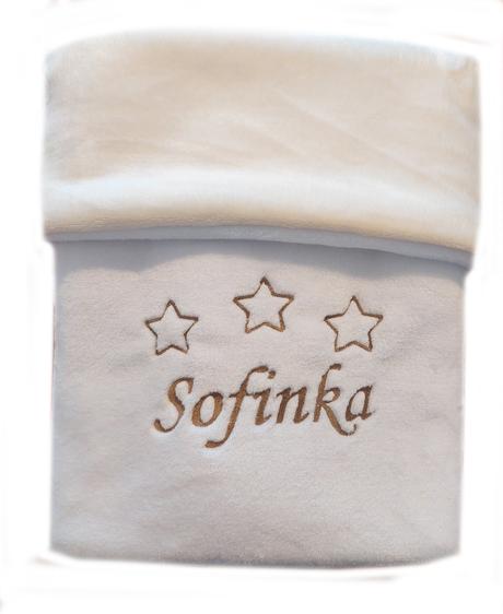 Deka s výšivkou jména na přání - více barev, 