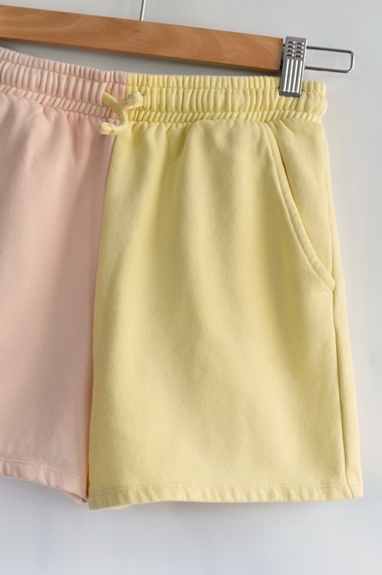 Kraťasy vel. 10 - 11 let, f&f,146