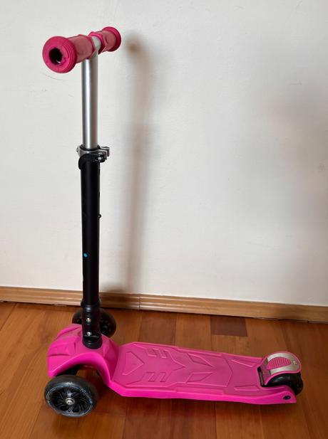 Dětská koloběžka movino se svítícími kolečky, movino