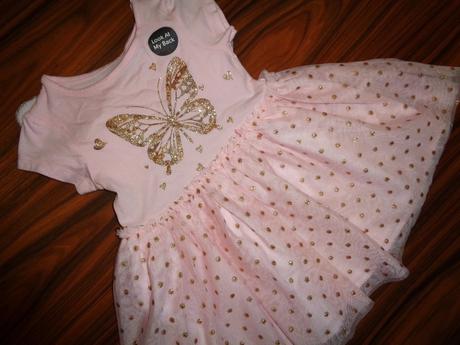 Krásné růžové šaty s motýlem a křidýlky, primark,80