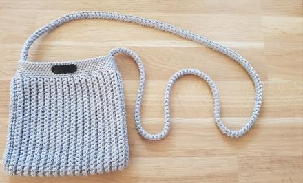 Háčkovaná kabelka, 