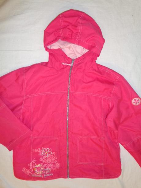 Krásná sytě růžová jarní/podzimní podšitá bunda, 134