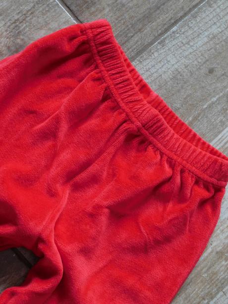 Sametové polodupačky, 74