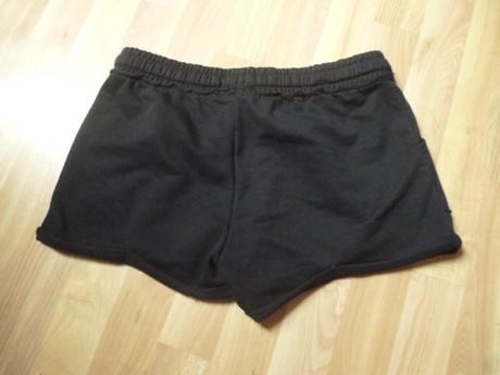 Teplákové kratasy pro maminy vel. l reserved, reserved,l