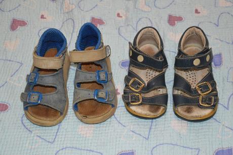 2x zdravotní kožené sandálky, 26