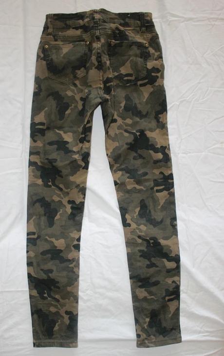 Vb211. maskáče dívčí, 152