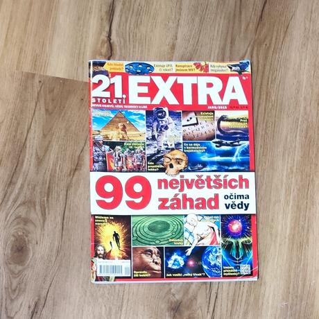 Časopisy 2x21 století a 2x21 století extra,