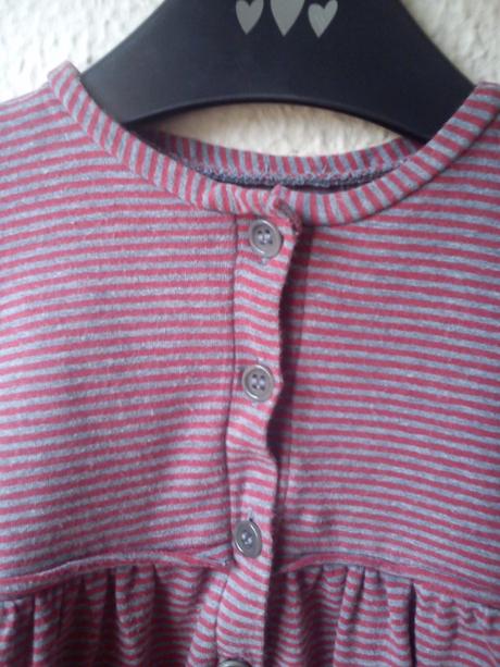 Proužkované šaty, 98