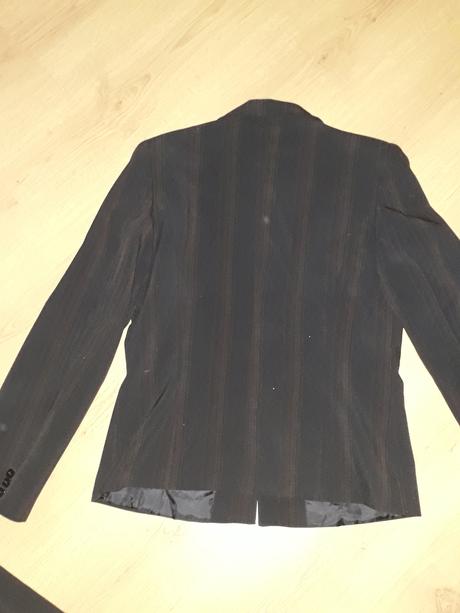 Dámský kalhotový kostým s oranžovým proužkem, 40