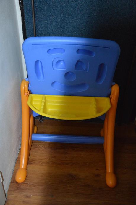 Plastový stoleček pro nejmenší , sklápěcí, 