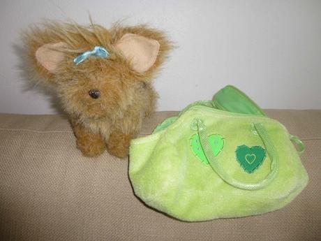 Pes na baterky + kabelka na přenášení zdarma, 