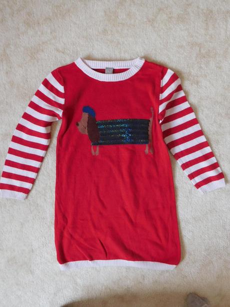 Prodloužený svetřík s pejskem, tu,104