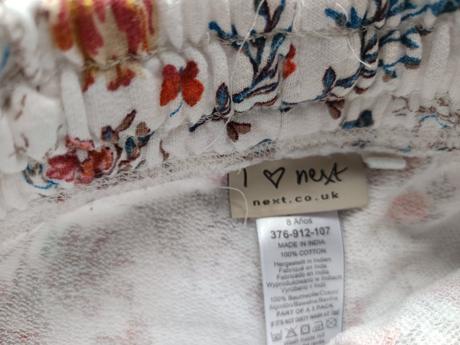 Květinové kraťasy, next,128