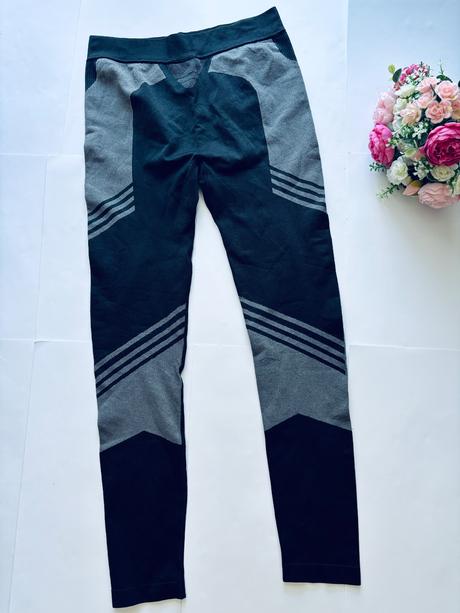 D38/ legíny sportovní- v.40, crivit,l