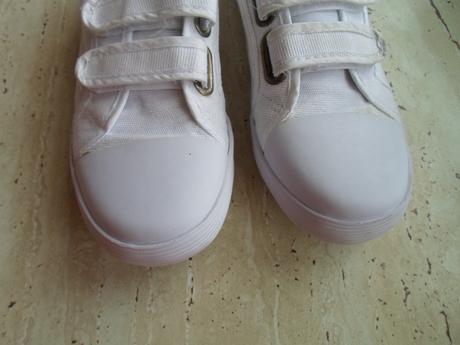 Bílé boty tenisky botasky sálovky, victory,36