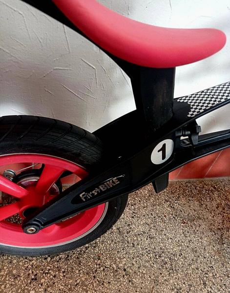 Je FirstBike za 1000 Kč podezřele levný?