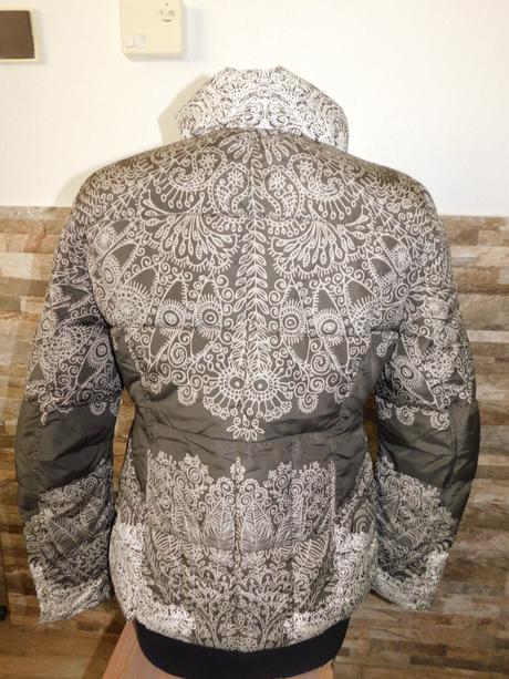 Dámská zimní buda, desigual,38