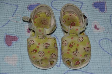 Zdravotní zelené bačkorky s kočičkami, 23