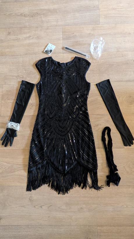 Ka148 flitrové třásňové šaty 20 - léta + doplňky,