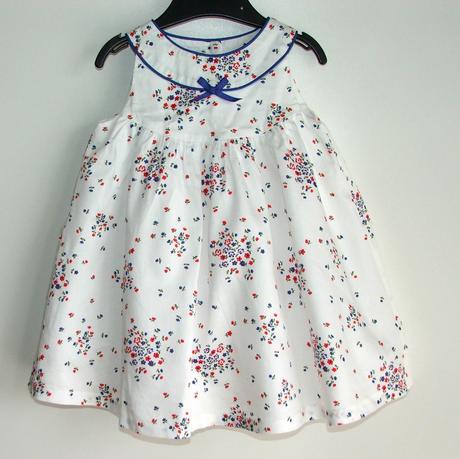 P207 bílé šaty s květy vel. 80, debenhams,80